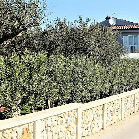 Studio In Zaton Zadar With Sea Views, Terrace, Air Conditioning, Wifi 3608-4 Apartamento
