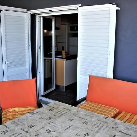 Studio In Zaton Zadar With Sea Views, Terrace, Air Conditioning, Wifi 3608-4 Daire *